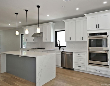 23 Hudson Avenue - Photo Thumbnail 2