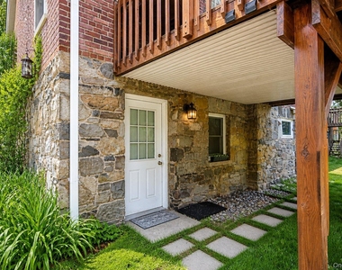 30 Dimiceli Street - Photo Thumbnail 3