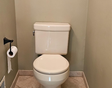 72 Schriever Lane - Photo Thumbnail 10