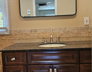 72 Schriever Lane - Photo Thumbnail 13