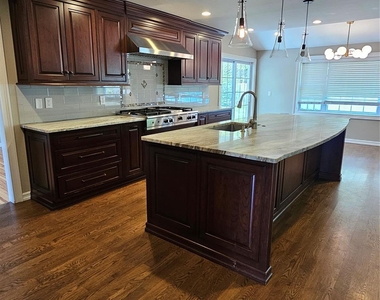 72 Schriever Lane - Photo Thumbnail 4