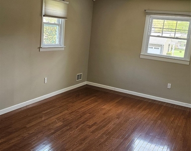 72 Schriever Lane - Photo Thumbnail 11