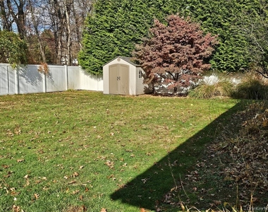 72 Schriever Lane - Photo Thumbnail 24