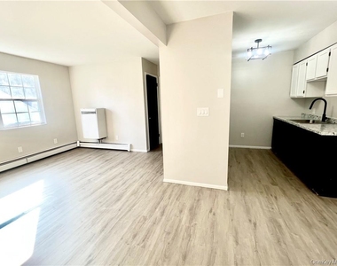 13-19 Cole Street - Photo Thumbnail 5