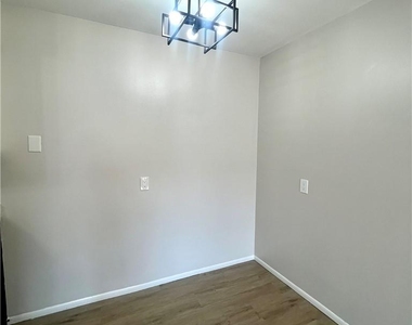 13-19 Cole Street - Photo Thumbnail 6