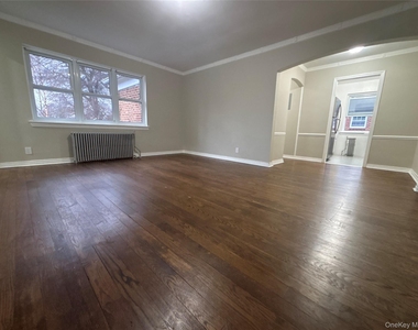 37 Spruce Street - Photo Thumbnail 1