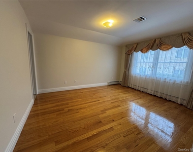253-12 58th Avenue - Photo Thumbnail 8