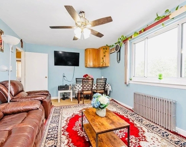 245-24 77 Crescent - Photo Thumbnail 3