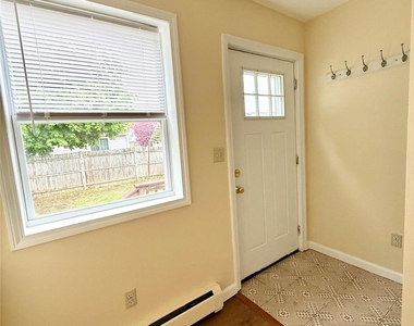 42 Peck Street - Photo Thumbnail 13