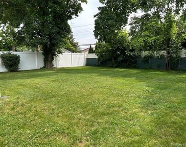 33 Ava Drive - Photo Thumbnail 15