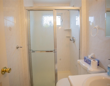 136 E Olive Street - Photo Thumbnail 12