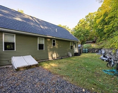 450 Oscawana Lake Rd - Photo Thumbnail 8