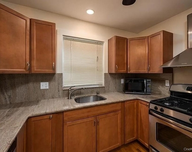 450 Oscawana Lake Rd - Photo Thumbnail 4
