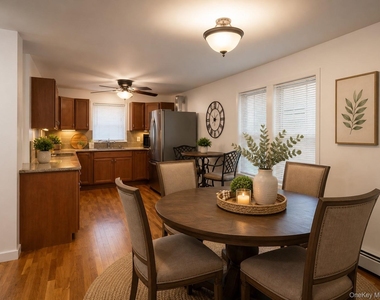 450 Oscawana Lake Rd - Photo Thumbnail 2