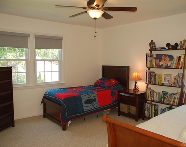 18 Coralyn Avenue - Photo Thumbnail 6