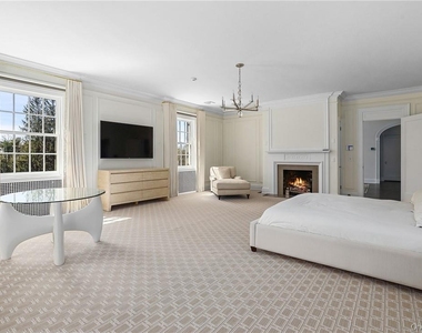 99 Mamaroneck Road - Photo Thumbnail 15