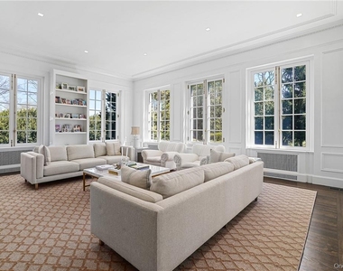 99 Mamaroneck Road - Photo Thumbnail 12
