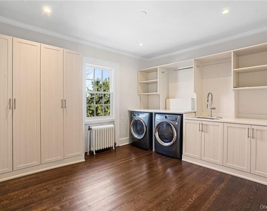99 Mamaroneck Road - Photo Thumbnail 26