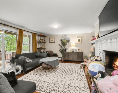 104 Forest Drive - Photo Thumbnail 6
