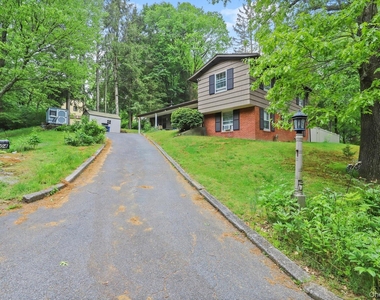 104 Forest Drive - Photo Thumbnail 1