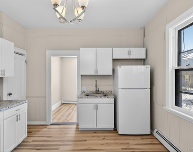 82 Jersey Avenue - Photo Thumbnail 19