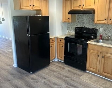 20 Miller Avenue - Photo Thumbnail 1