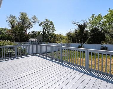 874 Seamans Neck Road - Photo Thumbnail 28