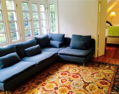 95 Rockland Road - Photo Thumbnail 13