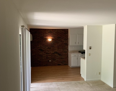 5 Okara Drive - Photo Thumbnail 2
