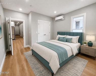 62 Glen Avenue - Photo Thumbnail 3