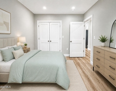 62 Glen Avenue - Photo Thumbnail 9