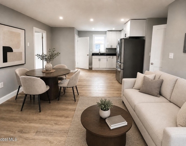 62 Glen Avenue - Photo Thumbnail 2