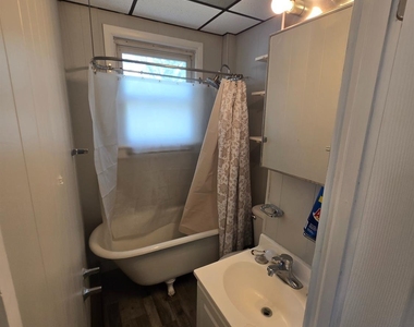 138 Hamilton Boulevard - Photo Thumbnail 12