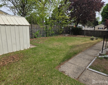 138 Hamilton Boulevard - Photo Thumbnail 16