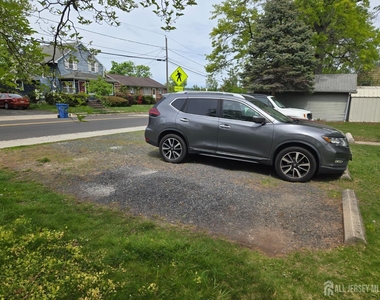138 Hamilton Boulevard - Photo Thumbnail 15
