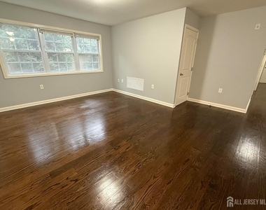 1400 St Georges Avenue - Photo Thumbnail 4
