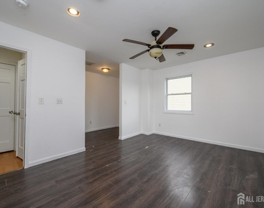 438 Belgrade Street - Photo Thumbnail 25