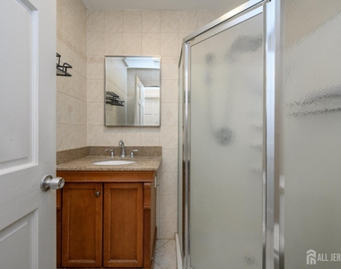 438 Belgrade Street - Photo Thumbnail 28