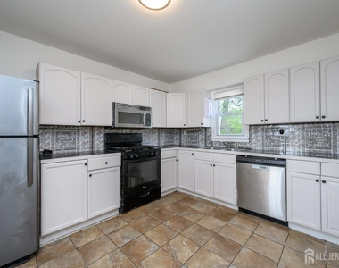 438 Belgrade Street - Photo Thumbnail 12