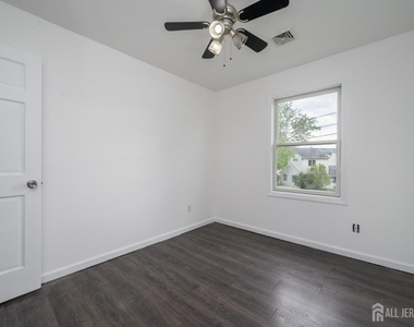 438 Belgrade Street - Photo Thumbnail 18