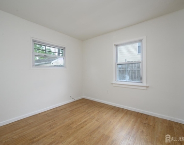 438 Belgrade Street - Photo Thumbnail 7