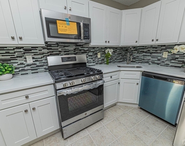 142 Darwin Lane - Photo Thumbnail 3