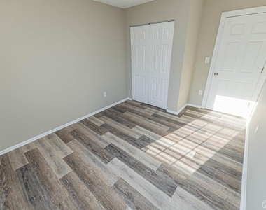 142 Darwin Lane - Photo Thumbnail 4