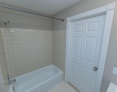 142 Darwin Lane - Photo Thumbnail 9