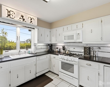 473 Tamiami Drive - Photo Thumbnail 8