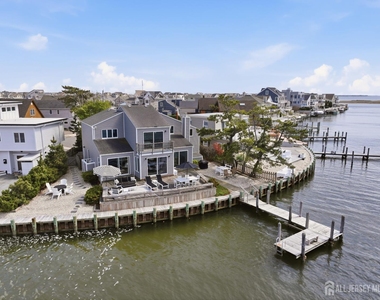 473 Tamiami Drive - Photo Thumbnail 17