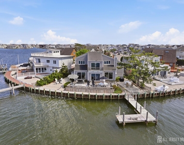 473 Tamiami Drive - Photo Thumbnail 18