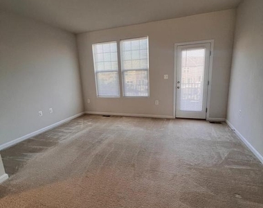 36 Anthem Street - Photo Thumbnail 6