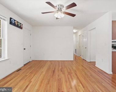 1114 Ashby Street - Photo Thumbnail 4
