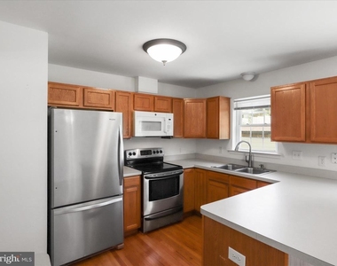 1114 Ashby Street - Photo Thumbnail 8